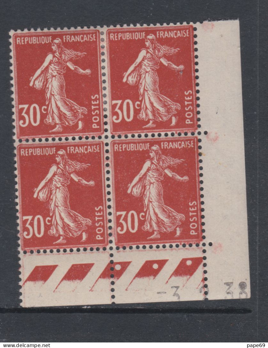 France N° 360 X Type Semeuse 30 C. Rouge Sombre En Bloc De 4 Coin Daté Du 3 . 2. 38 ; 3 Pts Blancs,  Trace Char., TB - 1930-1939