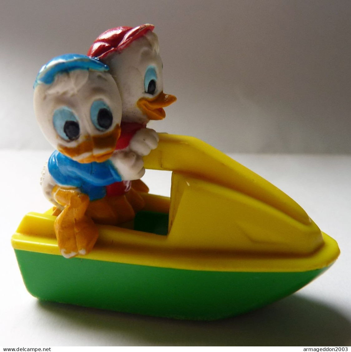 ANCIENNE FIGURINE DISNEY Mc Donald's 1988 Riri Fifi Loulou EN Jet Ski - Disney