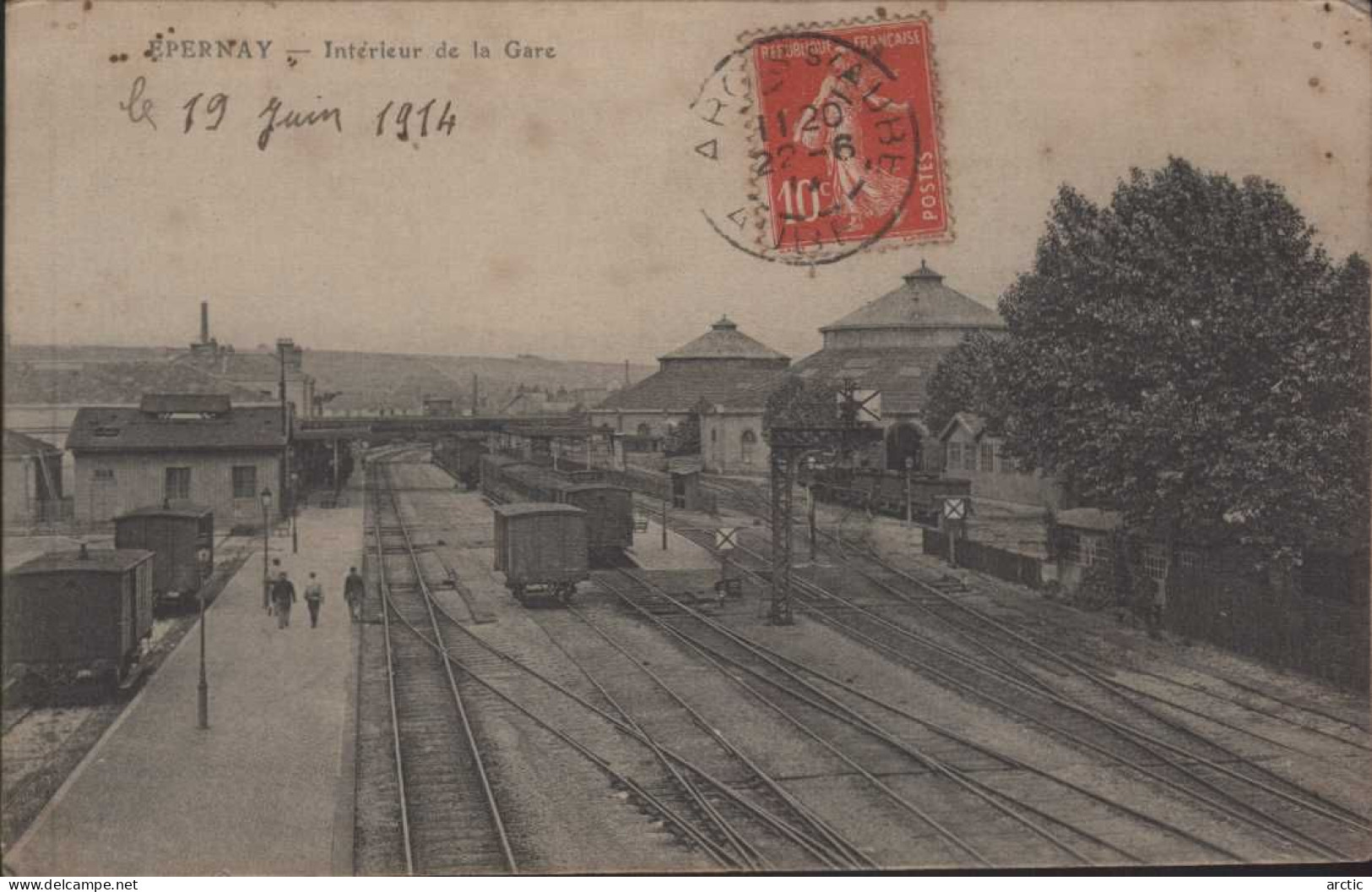 EPERNAY Intérieur De La Gare Assez Rare - Epernay