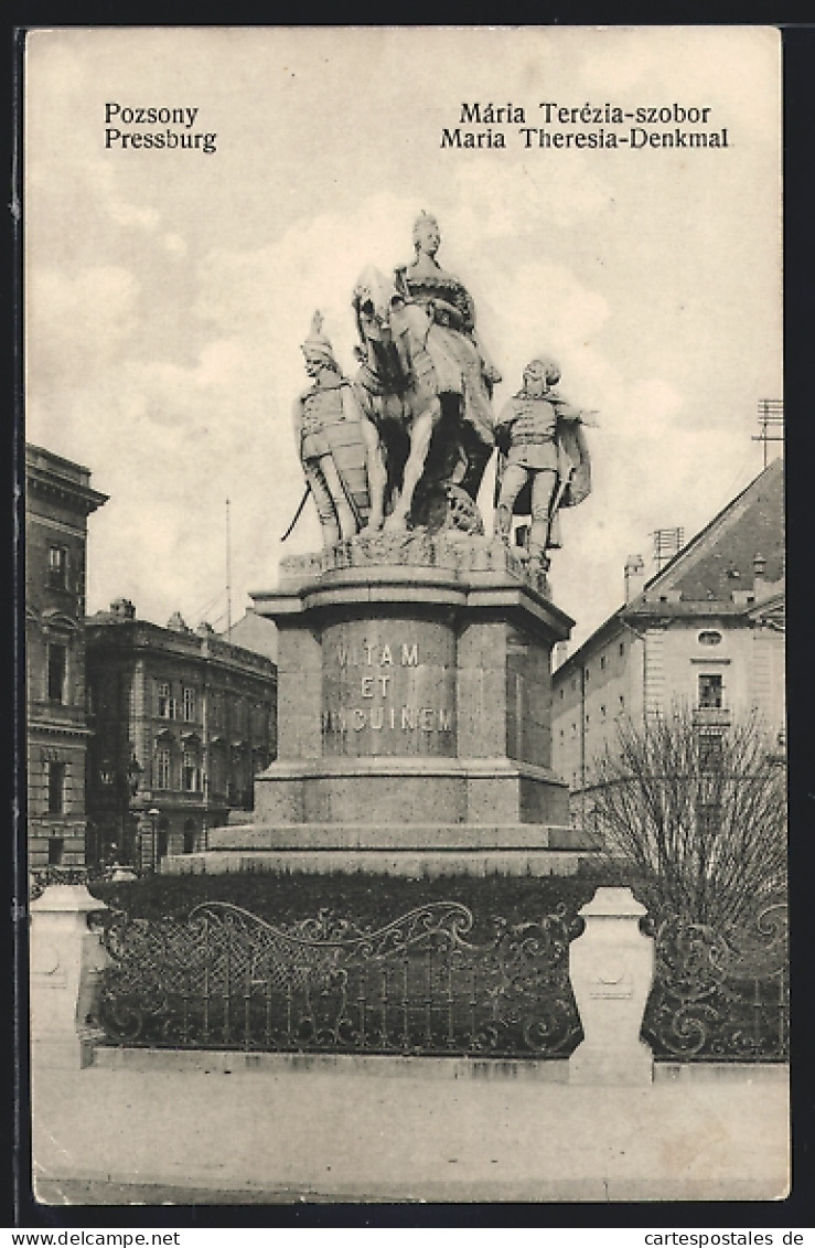 AK Pozsony / Pressburg, Maria Theresia-Monument / Mária Terézia-szobor  - Eslovaquia