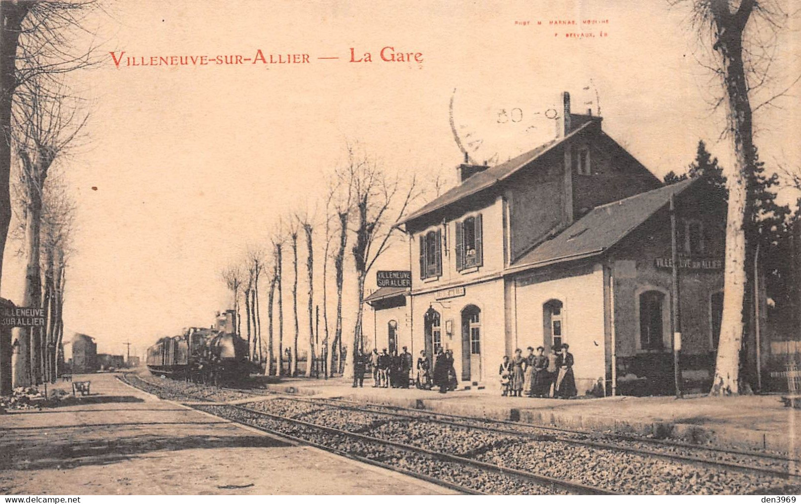 VILLENEUVE-sur-ALLIER (Allier) - La Gare - Arrivée Du Train - Voyagé (2 Scans) - Otros & Sin Clasificación