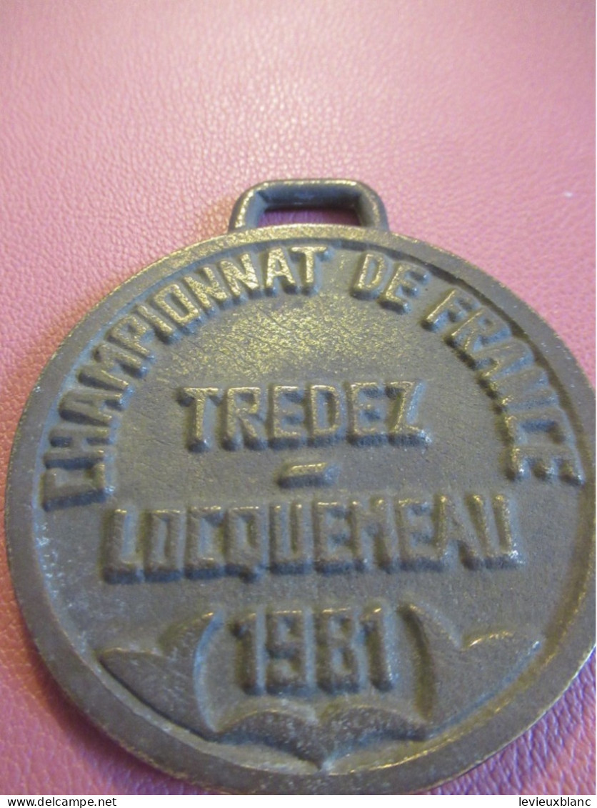 Grande Médaille/Pêche/Amicale Des Pêcheurs Professionnels & Sportifs/TREDEZ-LOCQUENEAU/Bronze / 1981              MED505 - Autres & Non Classés