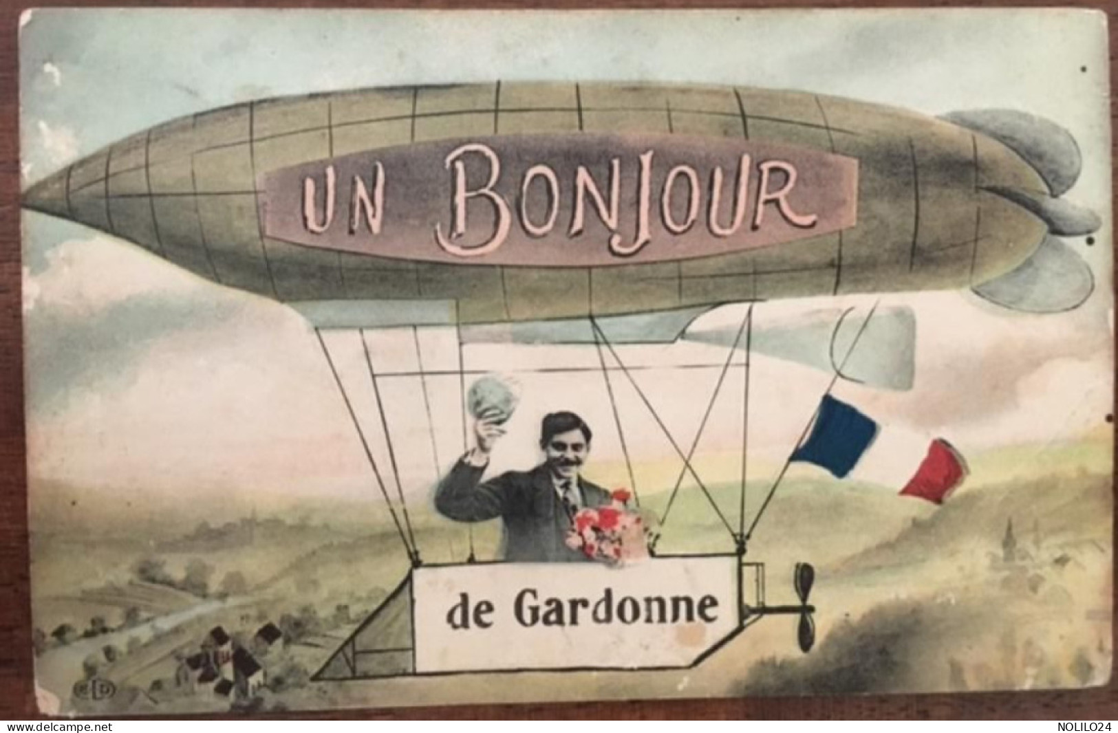 Cpa 24 Dordogne, Fantaisie, Dirigeable "un Bonjour De Gardonne", Drapeau Tricolore, éd ELD, écrite En 1913 - Other & Unclassified