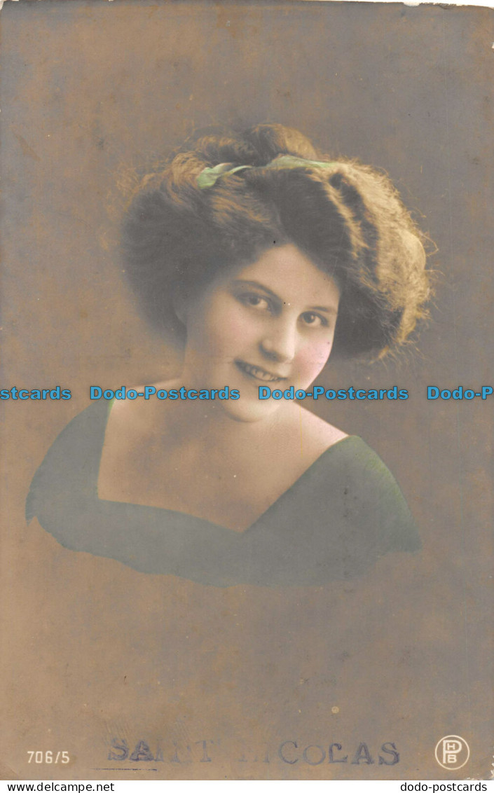 R084500 Old Postcard. Woman - Monde