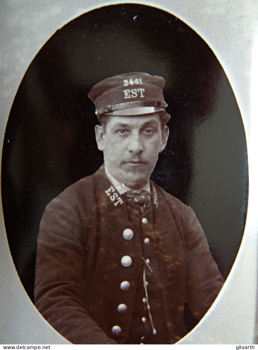 Photo Cdv Lémerez, Epernay - Homme En Uniforme Des Chemins De Fer De L'Est, Circa 1875-80 L438 - Alte (vor 1900)