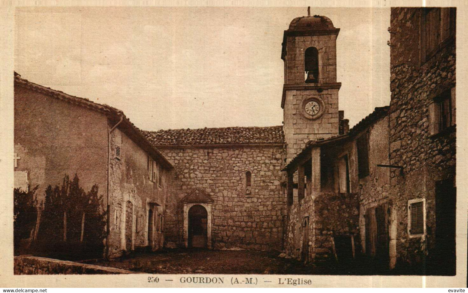 CPA  (06)       GOURDON    L'Eglise - Gourdon