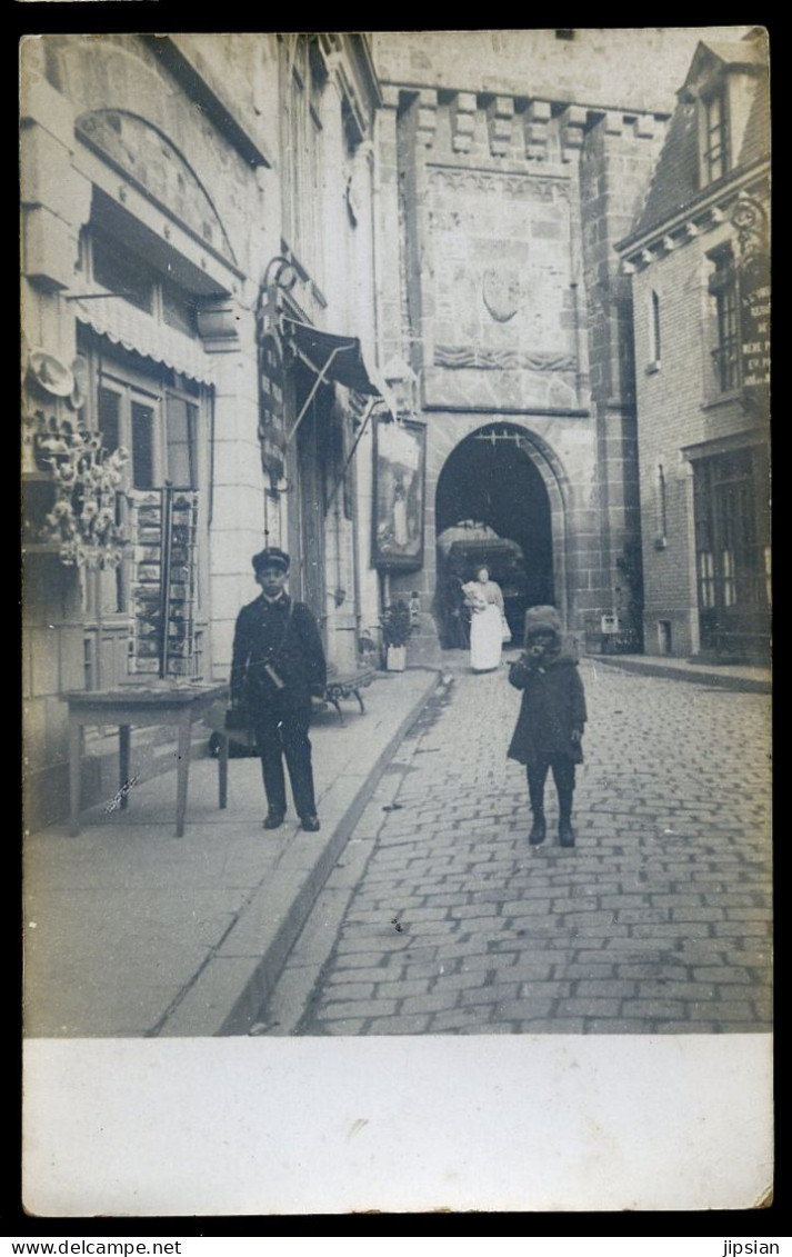 Cpa Carte Photo Du 50 Le Mont Saint Michel -- Hôtel Restaurant Mère Poulard  MAI24-10 - Le Mont Saint Michel