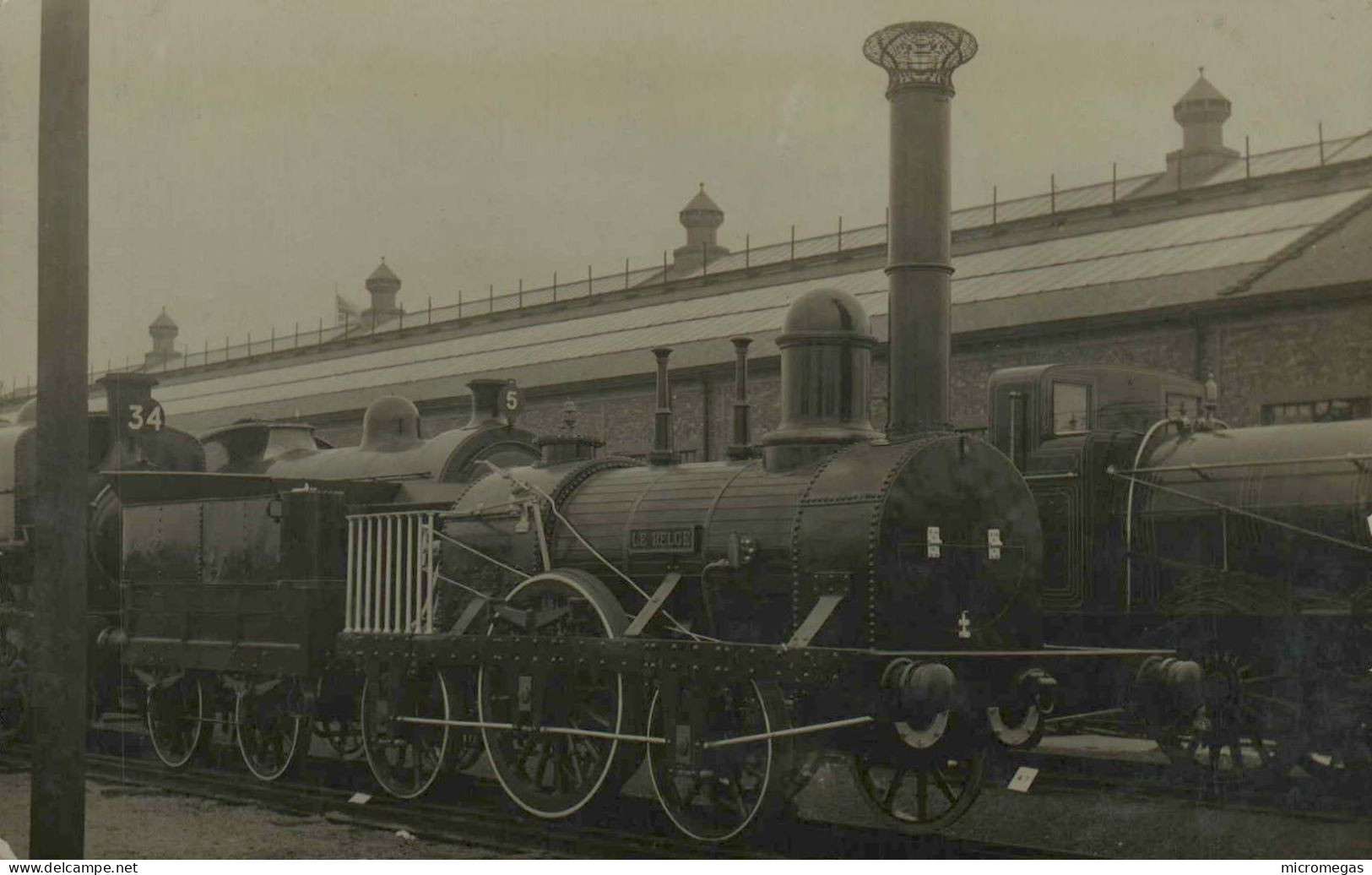 Locomotive "Le Belge" à Essieux Indépendants Construite Par Stephenson En 1835 Pour Le Service Des Voyageurs - Treinen