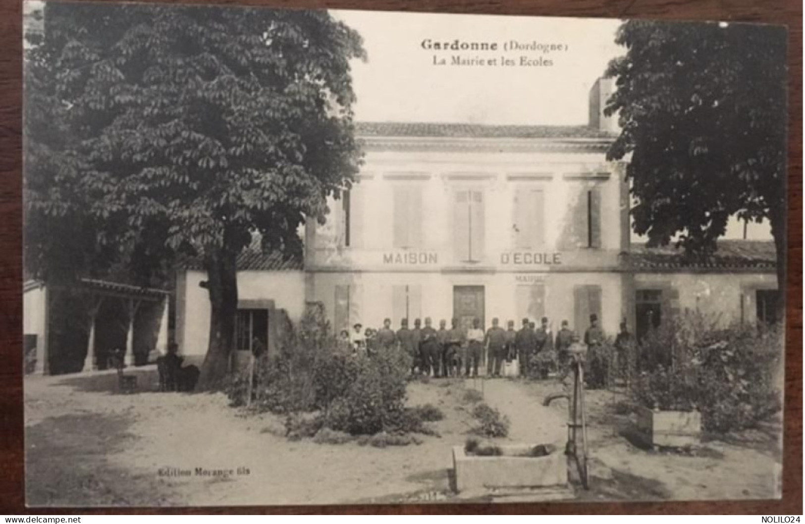 Cpa 24 Dordogne, Gardonne, La Mairie Et Les Ecoles, Animée, éd Morande Fils, écrite En 1917 - Autres & Non Classés