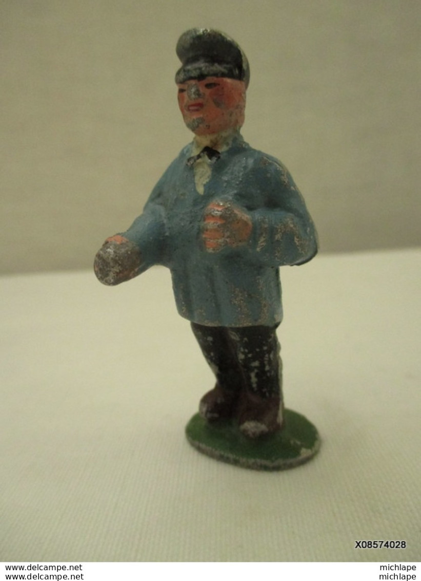 Figurine Soldat En Alu  Maquignon - Oud Speelgoed