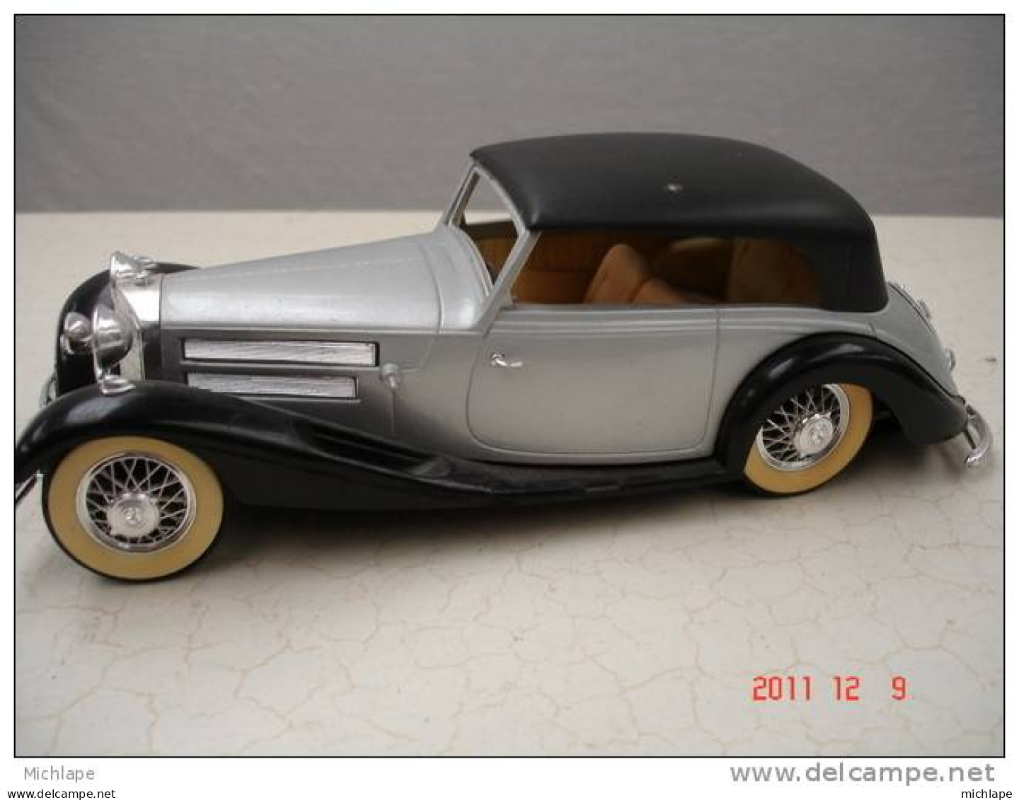 N°11=32 MERCEDES BENZ 540K GRISE ET NOIRE MIRA MAD IN  SPAIN   21X8 Cm - Toy Memorabilia