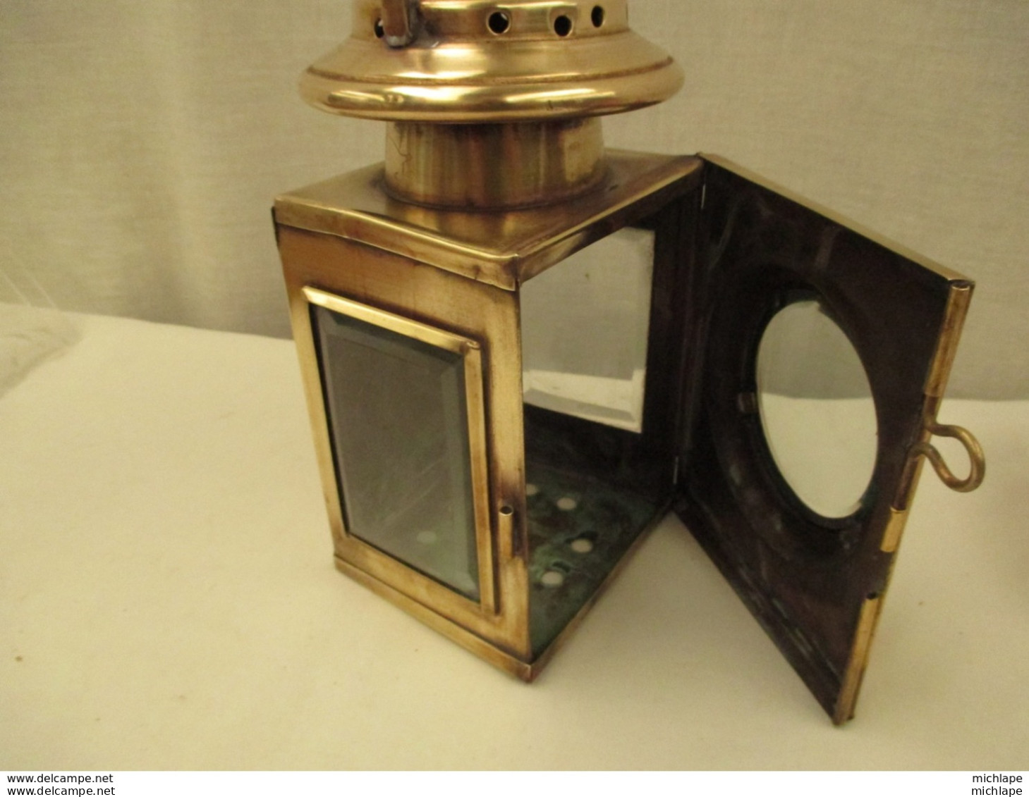 Lampe  De Voiture En Laiton - Les Verres  Bisautés  Son Présents Vers 1900 Bon Etat - Arte Popular