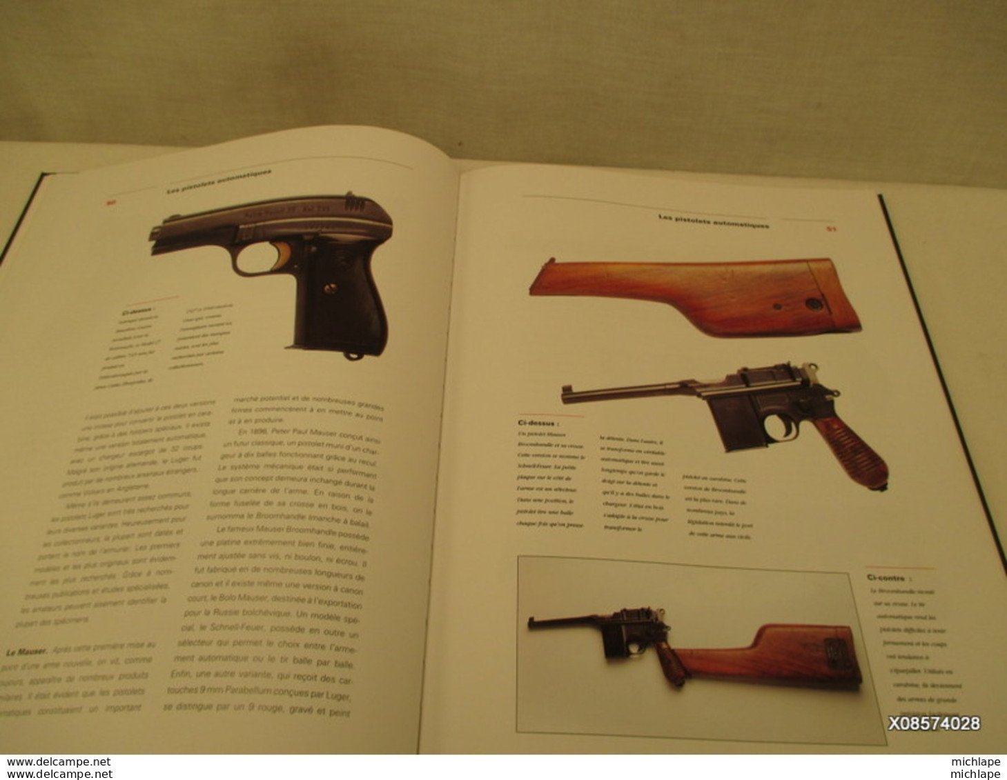 LIVRE  - les armes de poing  -  edition 1994 - format 33 cm X 24 cm - 112 pages  tres bon etat