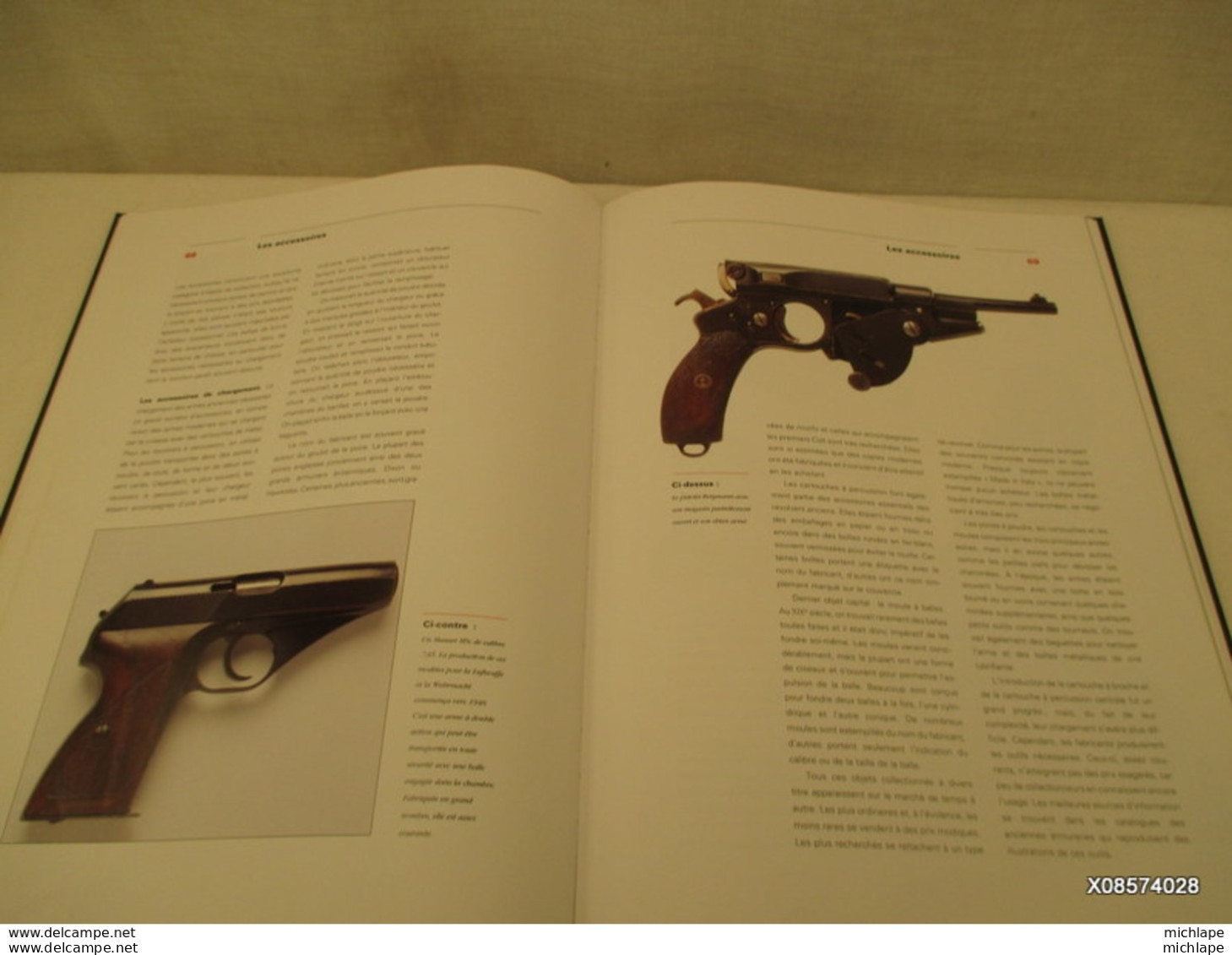 LIVRE  - les armes de poing  -  edition 1994 - format 33 cm X 24 cm - 112 pages  tres bon etat