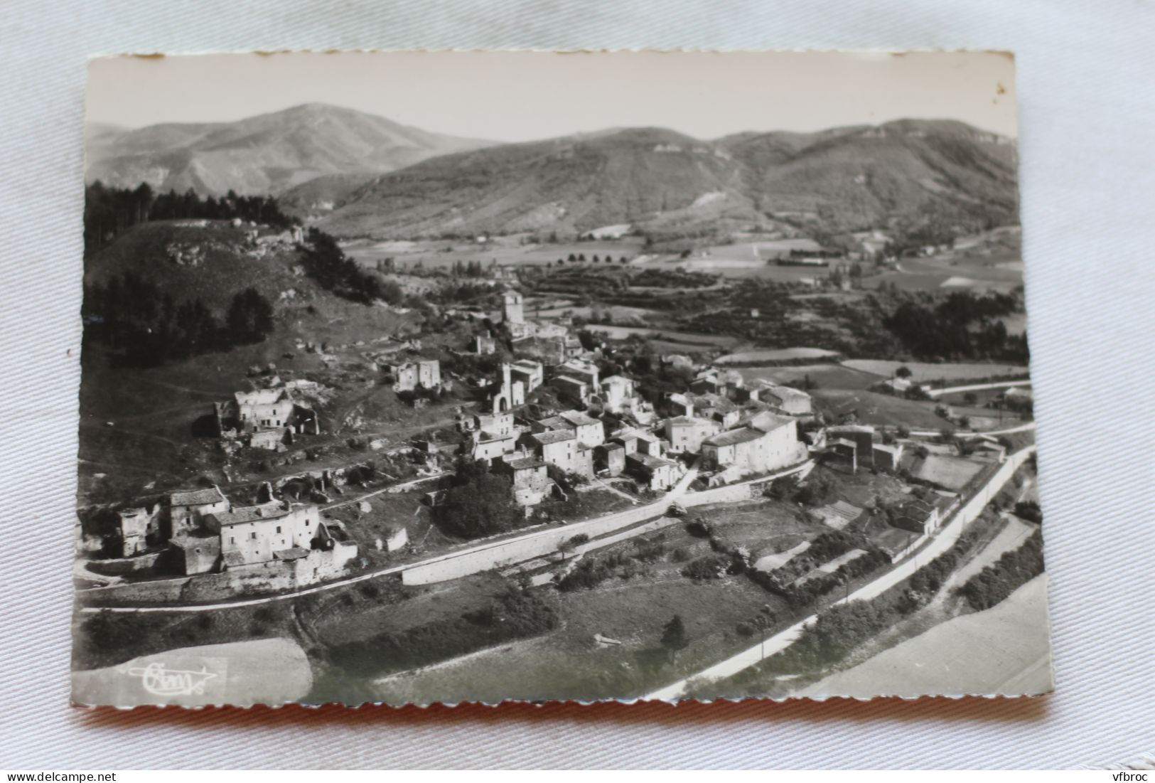 Cpm, La Begude De Mazenc, Vue Panoramique Aérienne Sur Le Vieux Village, Drôme 26 - Autres & Non Classés