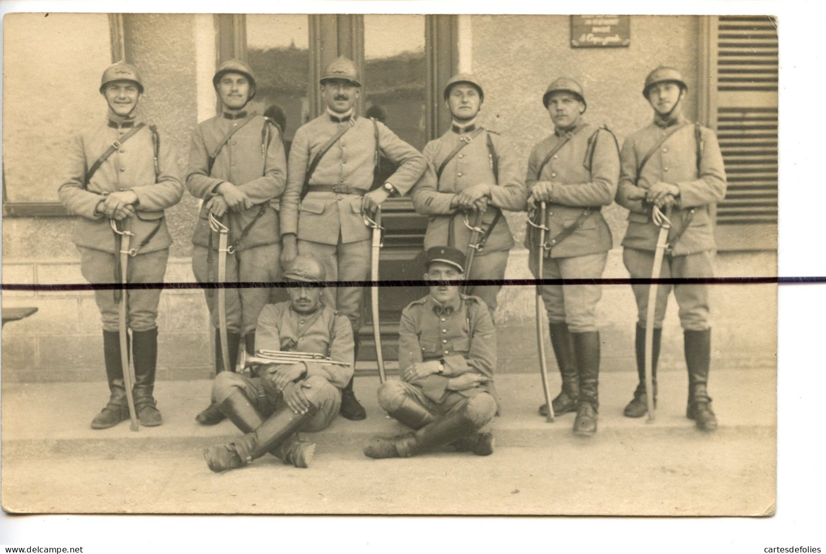 Carte Photo Militaire CPA D69. LYON. Soldats Qui Posent Pour La Photo . Souvenir De La Garde 1922 - Other & Unclassified