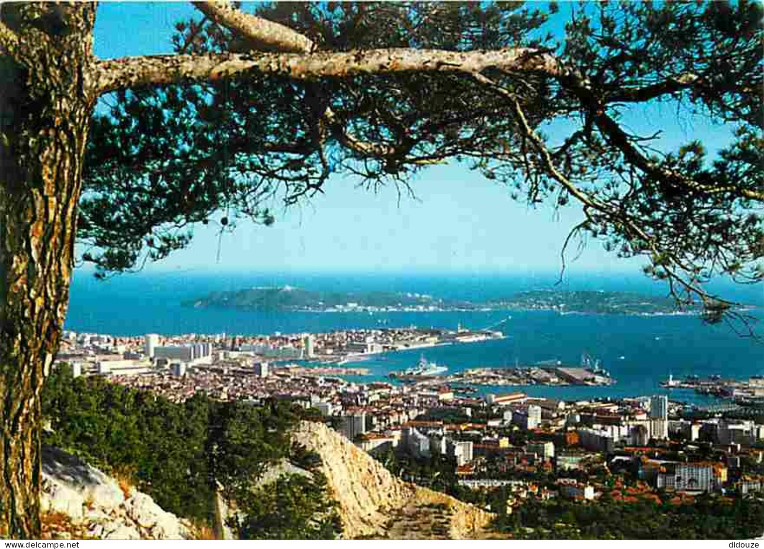 83 - Toulon - Vue Générale Aérienne De La Rade - CPM - Voir Scans Recto-Verso - Toulon