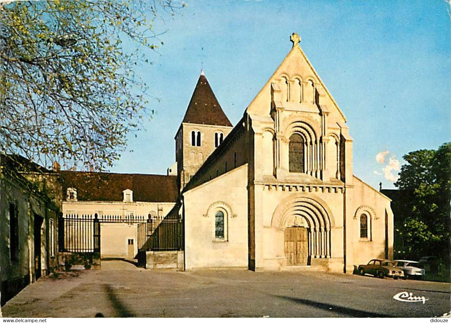 53 - Château-Gontier - Le Prieuré St-Jean - CPM - Voir Scans Recto-Verso - Chateau Gontier