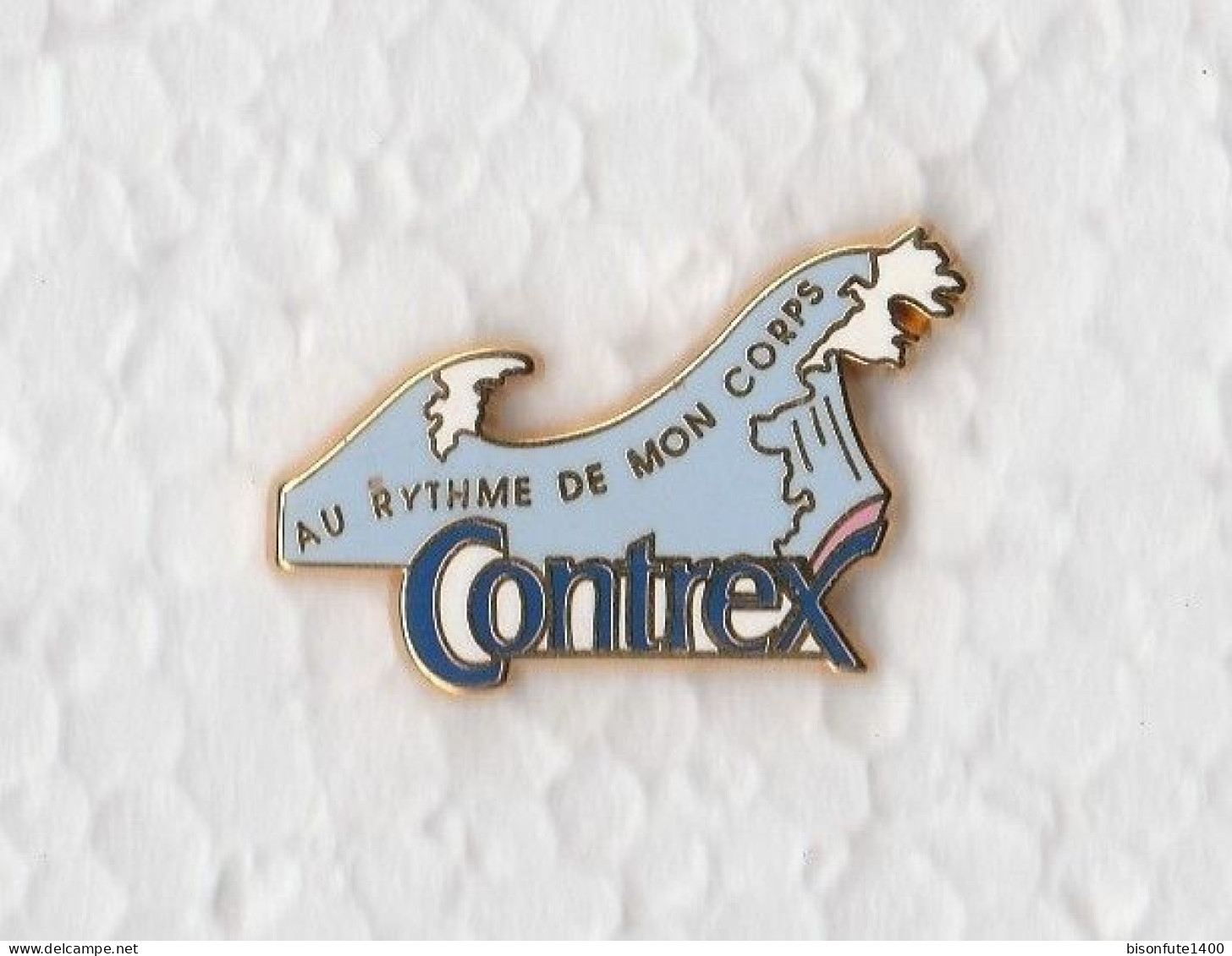 1 Pin's Avec Publicité CONTREX - Arthus Bertrand - En Métal Doré Et 1 Attache. - Beverages