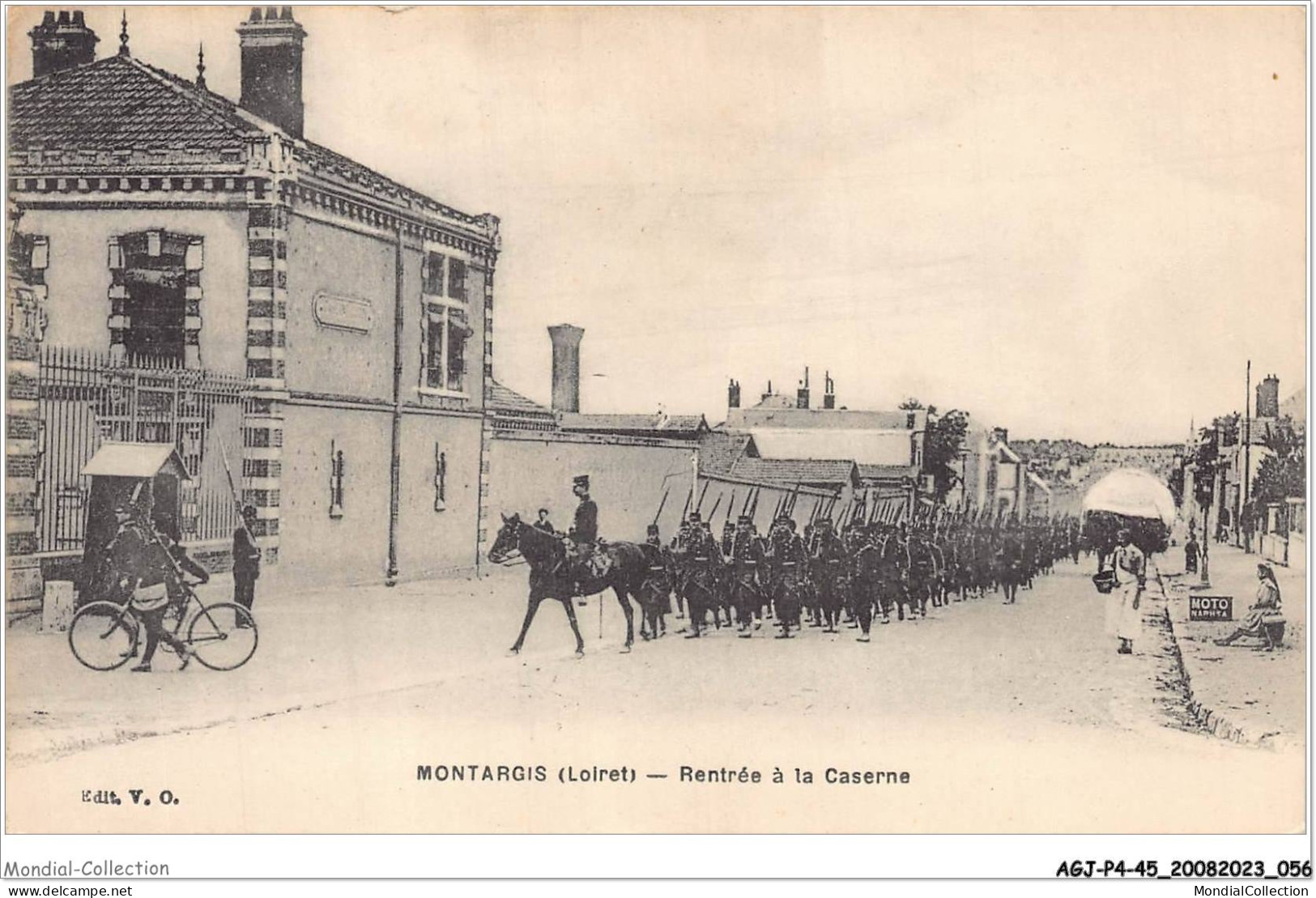 AGJP4-0300-45 - MONTARGIS - Loiret - Rentrée à La Caserne  - Montargis