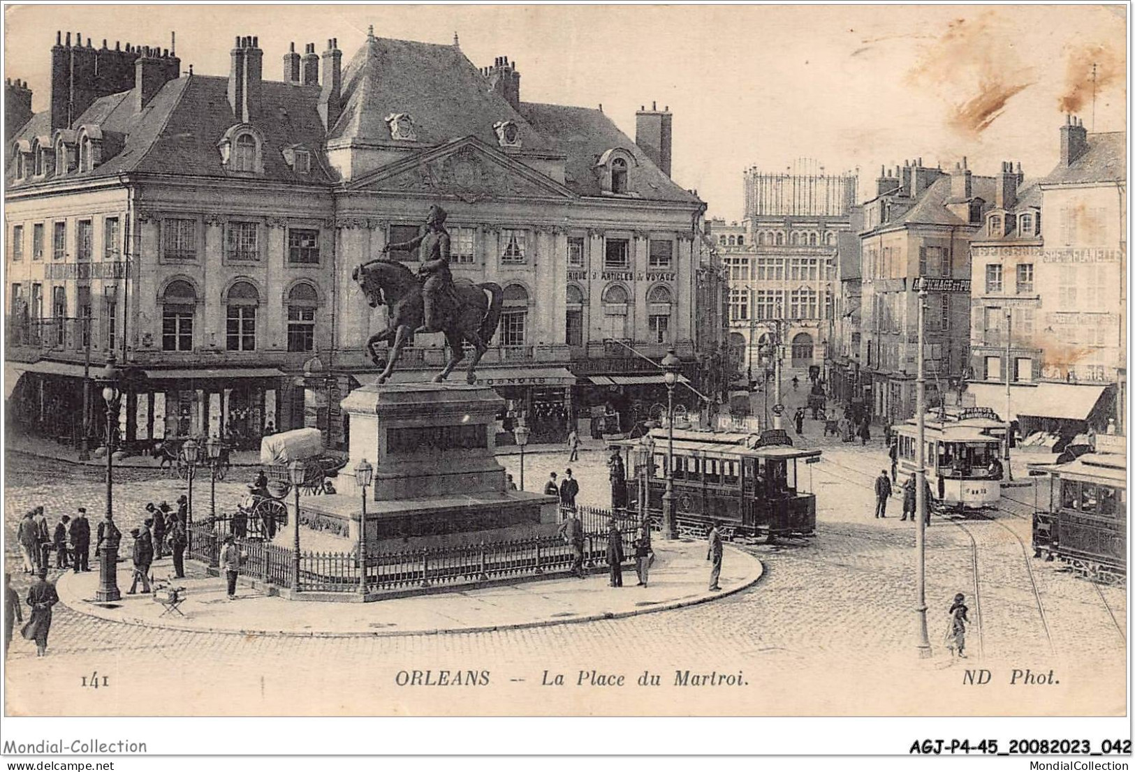 AGJP4-0293-45 - ORLEANS - La Place Du Martroi  - Orleans