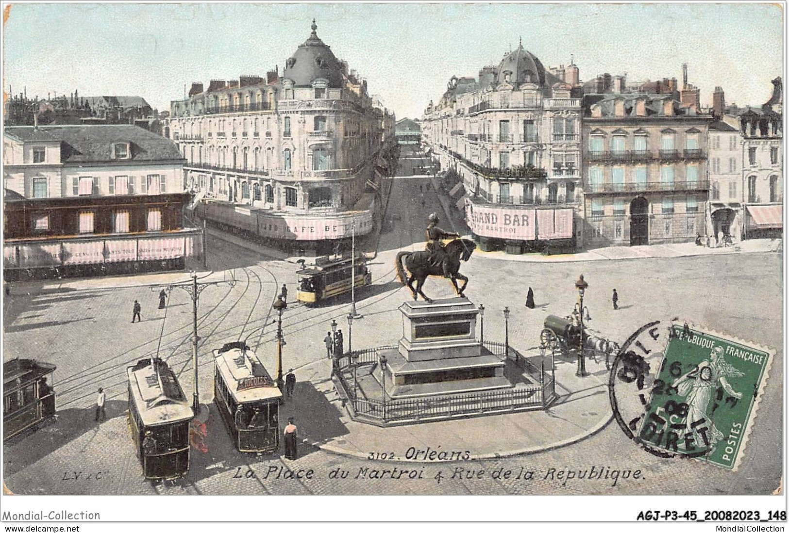 AGJP3-0250-45 - ORLEANS - La Place Du Martroi 4 Rue De La République  - Orleans