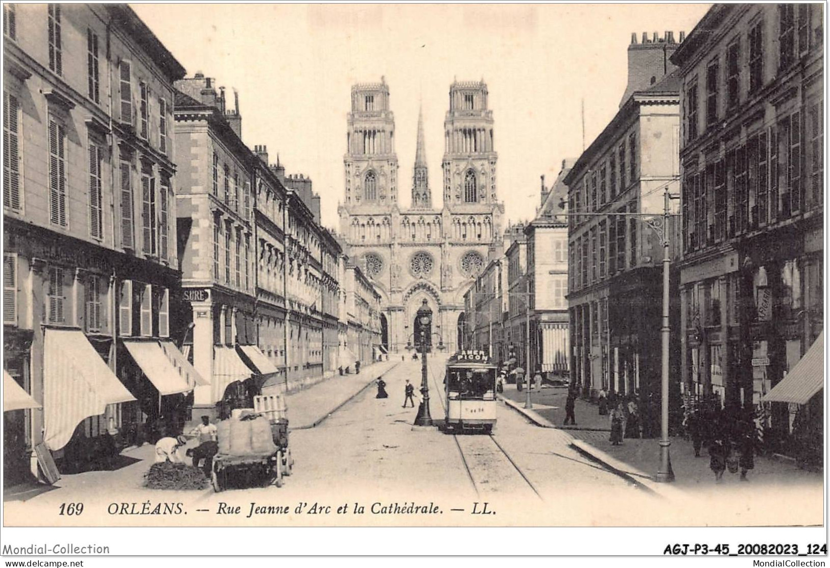 AGJP3-0238-45 - ORLEANS - Rue Jeanne-d'arc Et La Cathédrale  - Orleans