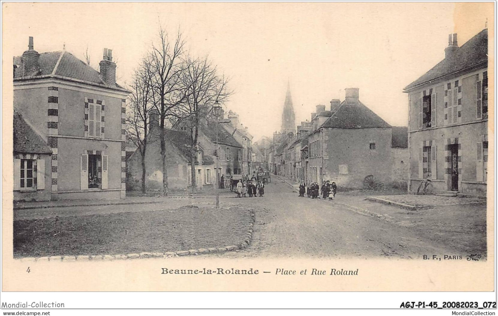 AGJP1-0037-45 - BEAUNE-LA-ROLANDE - Place Et Rue Roland   - Beaune-la-Rolande