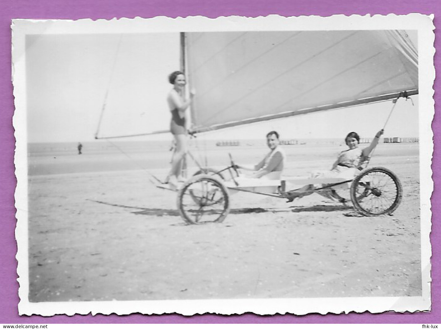 PHOTO ORIGINALE  6 X 8,5 - CHAR A VOILE SUR PLAGE - Personas Anónimos