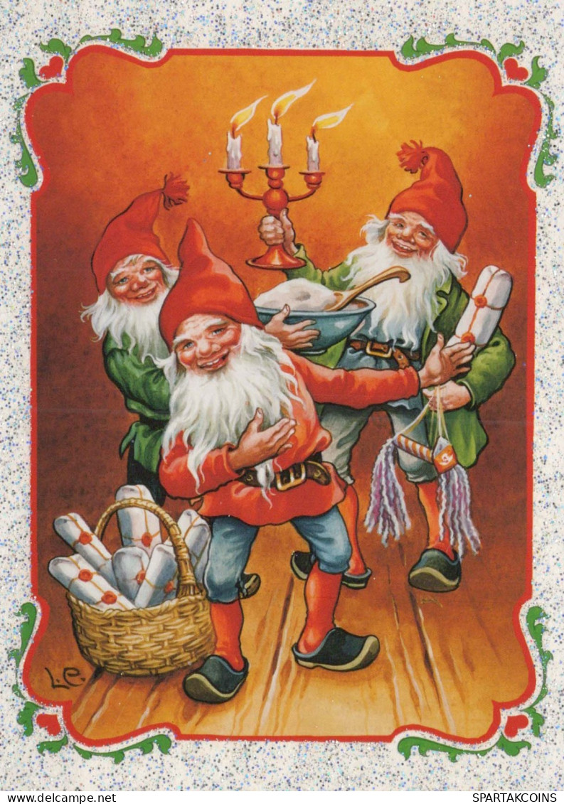 PAPÁ NOEL Feliz Año Navidad GNOMO Vintage Tarjeta Postal CPSM #PBL774.A - Santa Claus