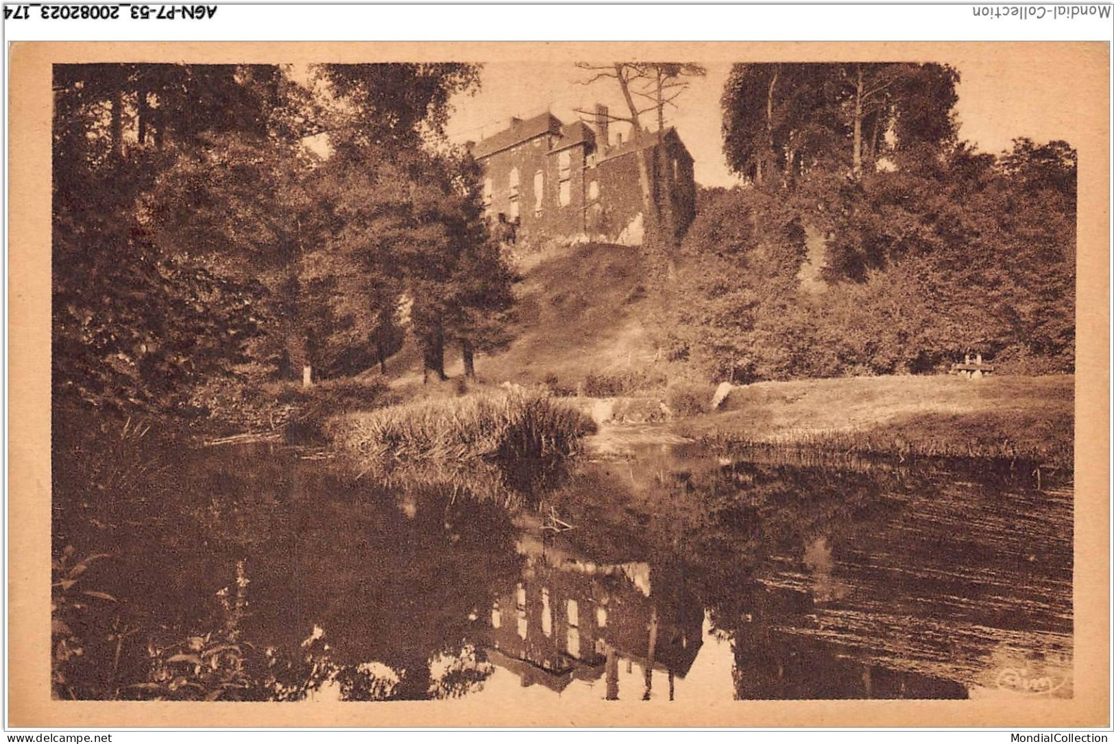 AGNP7-0641-53 - Andouillé - Chateau Et Vallée Du Mesnil - Autres & Non Classés