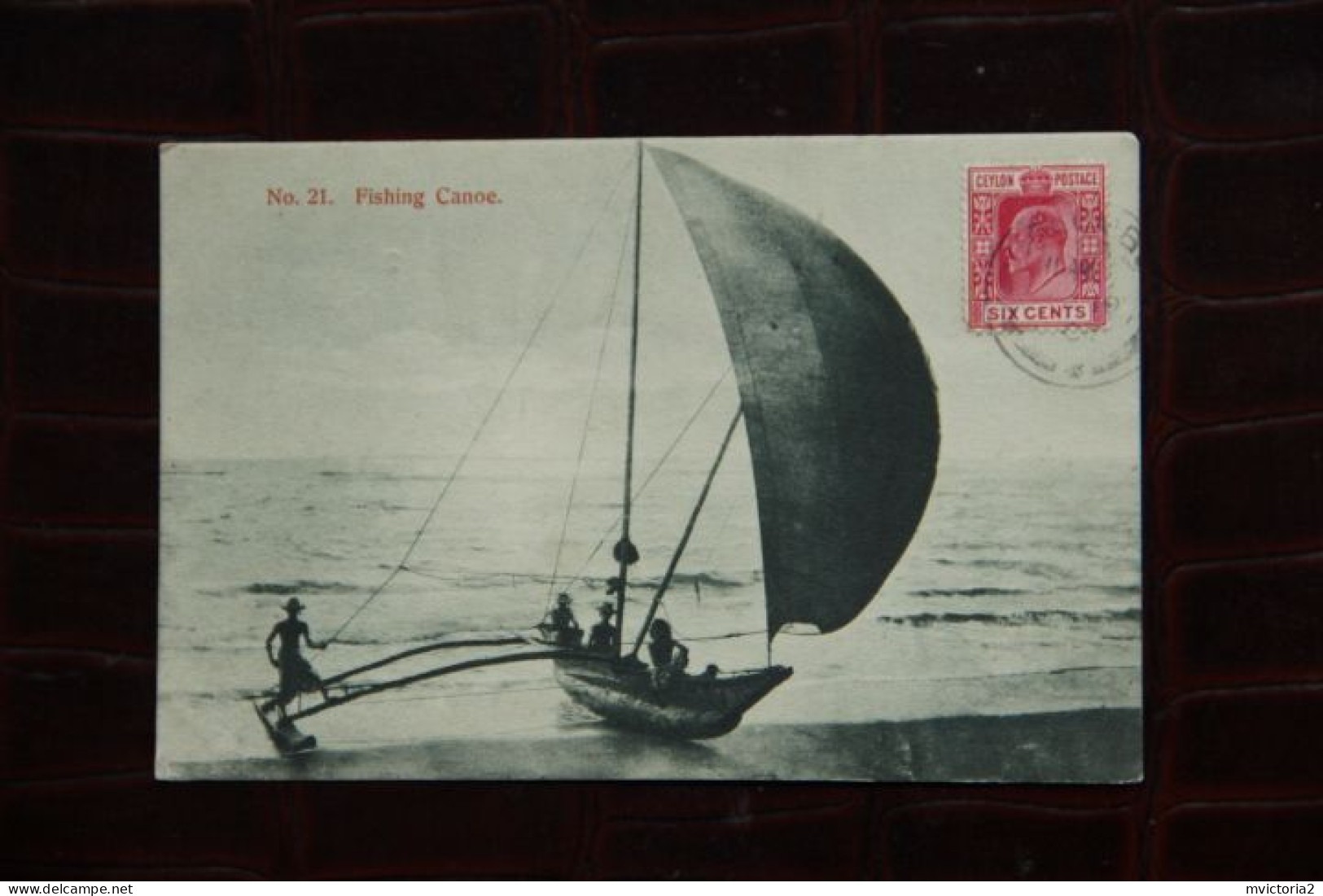 CEYLON : Fishing Canoe - Sri Lanka (Ceylon)