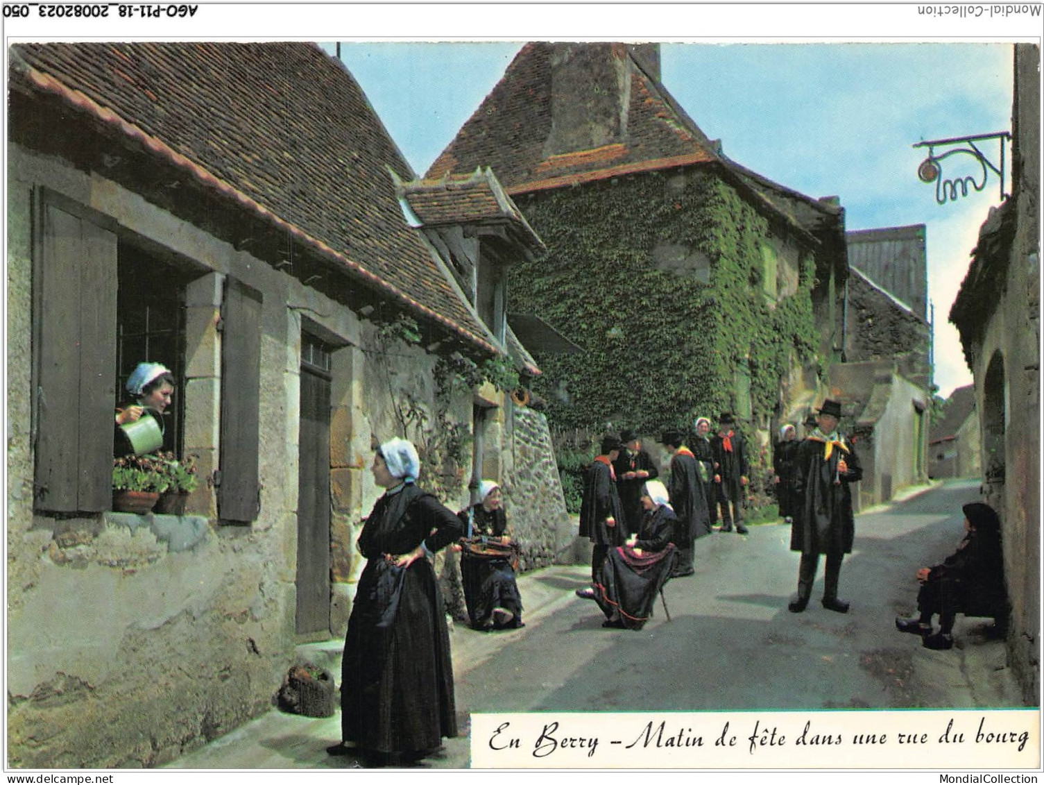 AGOP11-0907-18 - En Berry - Matin De Fête Dans Une Rue Du Bourg - LA CHAINE CASTELLOISE - LE CHATELET - Saint-Amand-Montrond