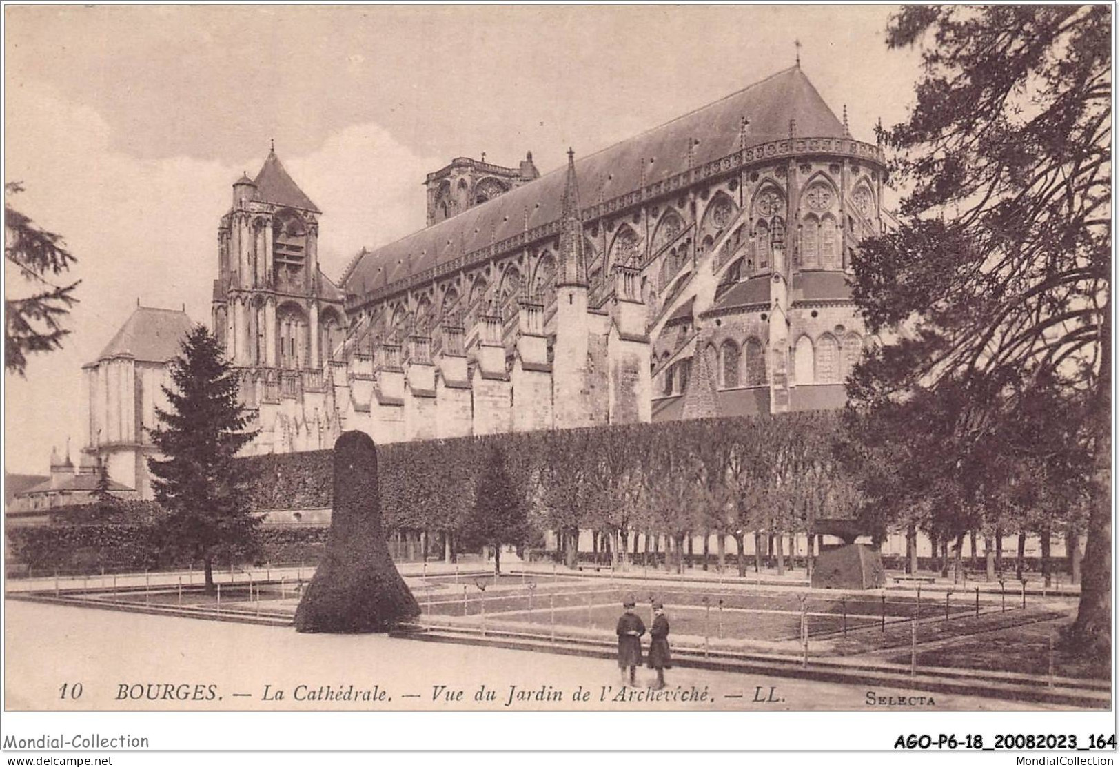 AGOP6-0547-18 - BOURGES - La Cathédrale - Vue Du Jardin De L'archevêché - Bourges