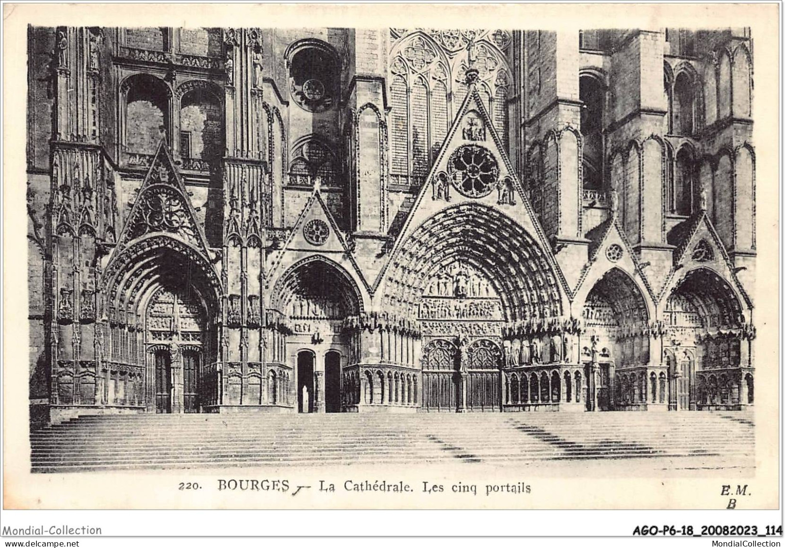 AGOP6-0522-18 - BOURGES - La Cathédrale - Les Cinq Portails - Bourges