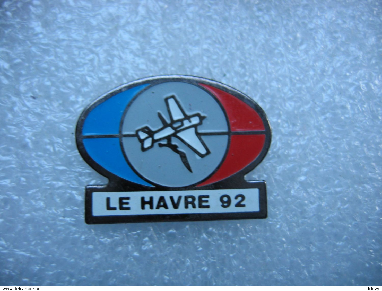 Pin's D'un Avion Au Havre En 92 - Aerei