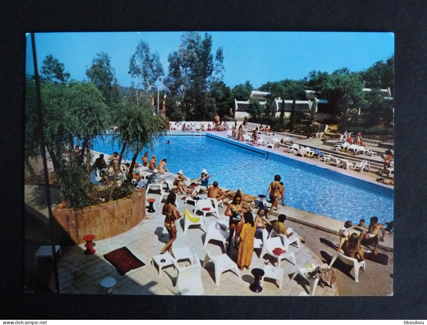 GRIMAUD - VAR - FLAMME SUR LIBERTE GANDON - SAINT PONS LES MURES / VILLAGE VACANCES DES RESTANQUES PISCINE - Mechanische Stempels (reclame)