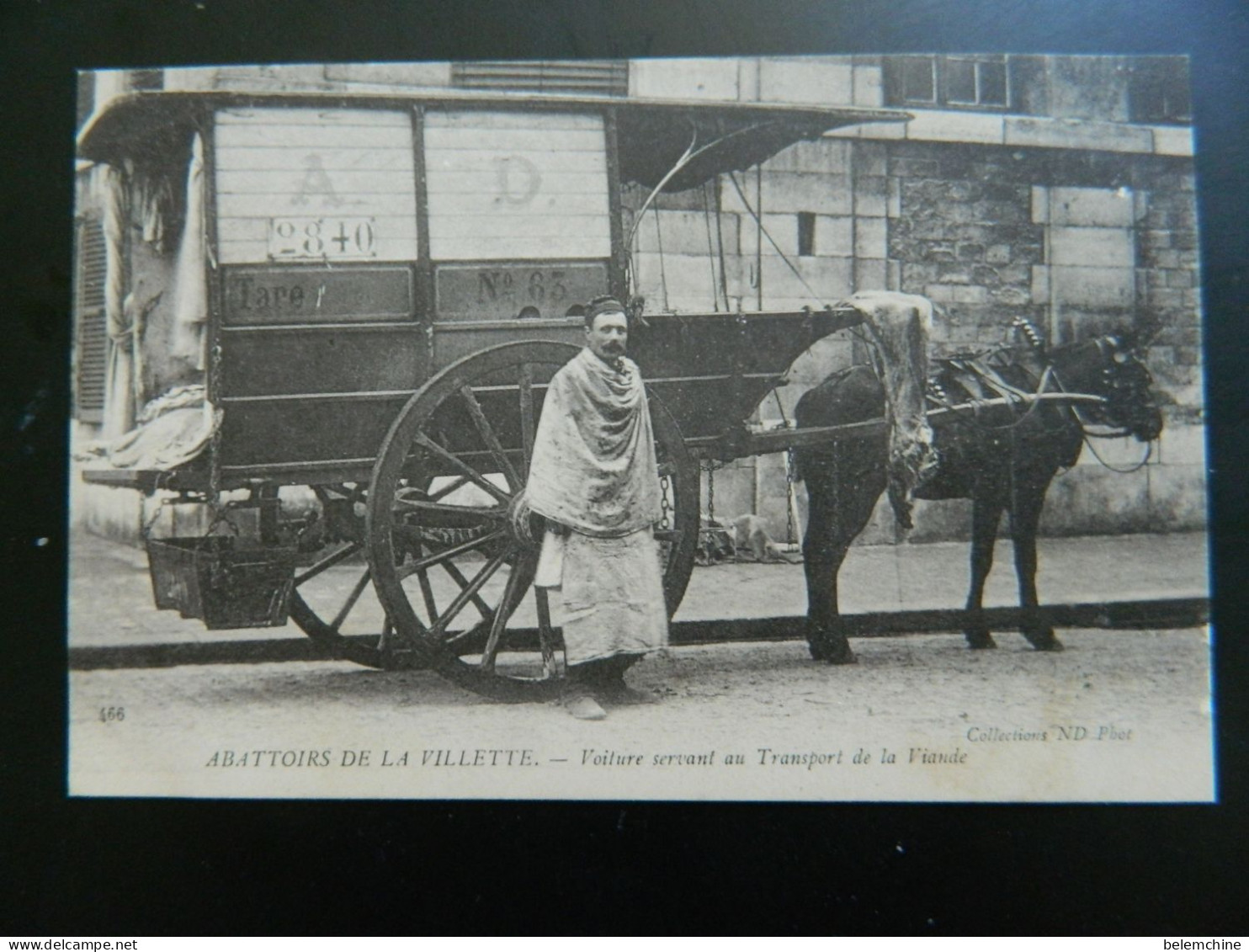 ABATTOIRS DE LA VILLETTE                    VOITURE SERVANT AU TRANSPORT DE LA VIANDE - Arrondissement: 19