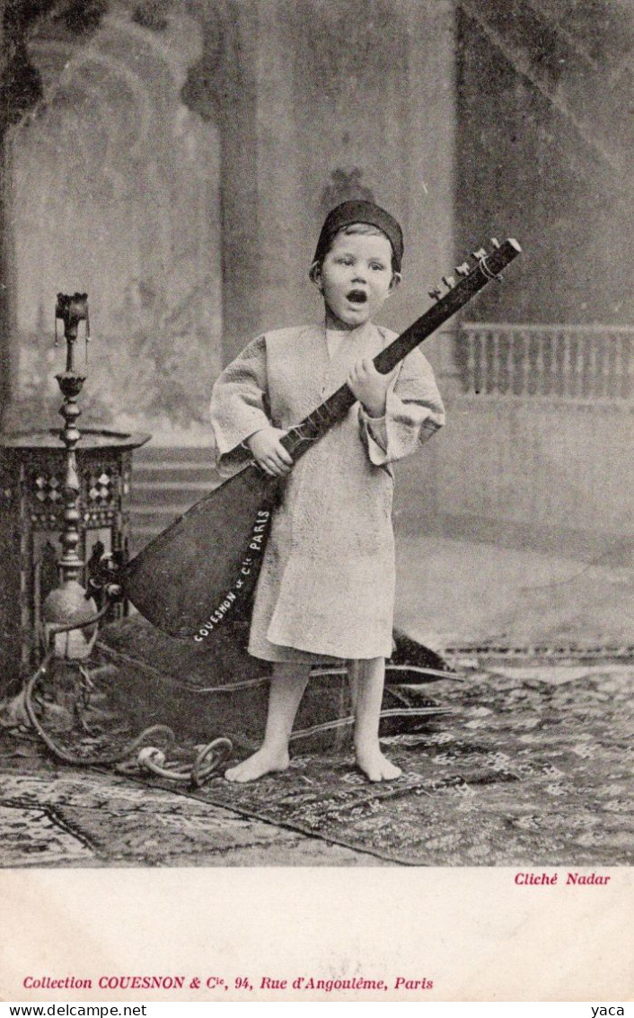 Garçon  Jouant De La Guitare ? Narguilé  ,   - Gouesnon Paris Carte Pionnière Cliché Nadar - Muziek En Musicus