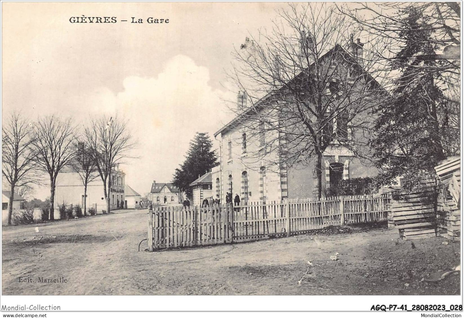 AGQP7-0475-41 - GIEVRES - La Gare  - Other & Unclassified