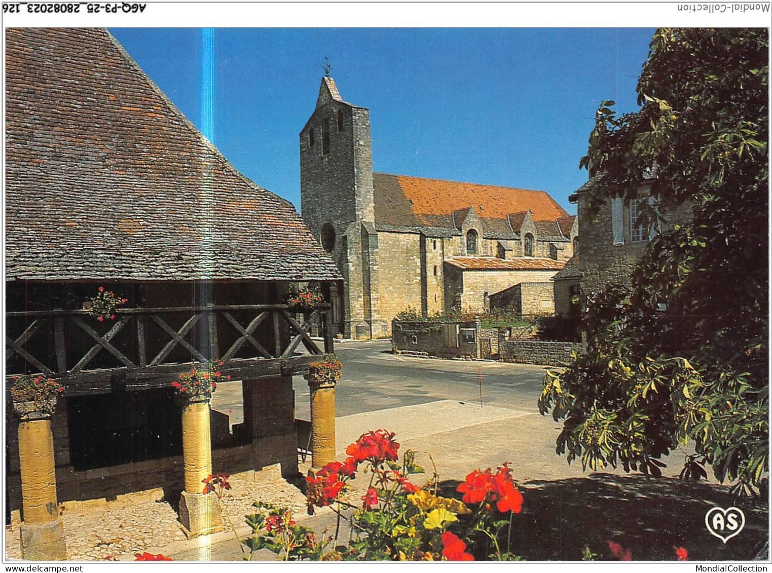 AGQP3-0225-24 - DOMME - Cité Médiévale - Les Anciennes Halles Et L'église - Domme