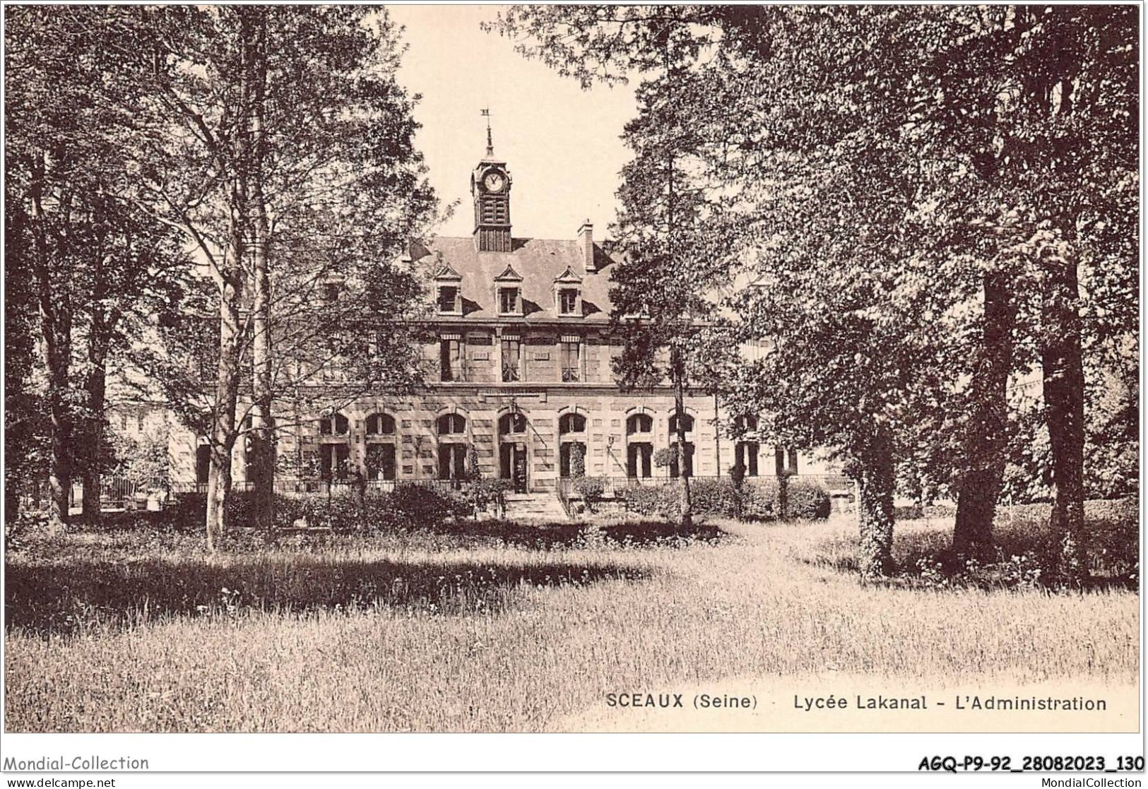 AGQP9-0735-92 - SCEAUX - Lycée Lakanal - L'administration  - Sceaux