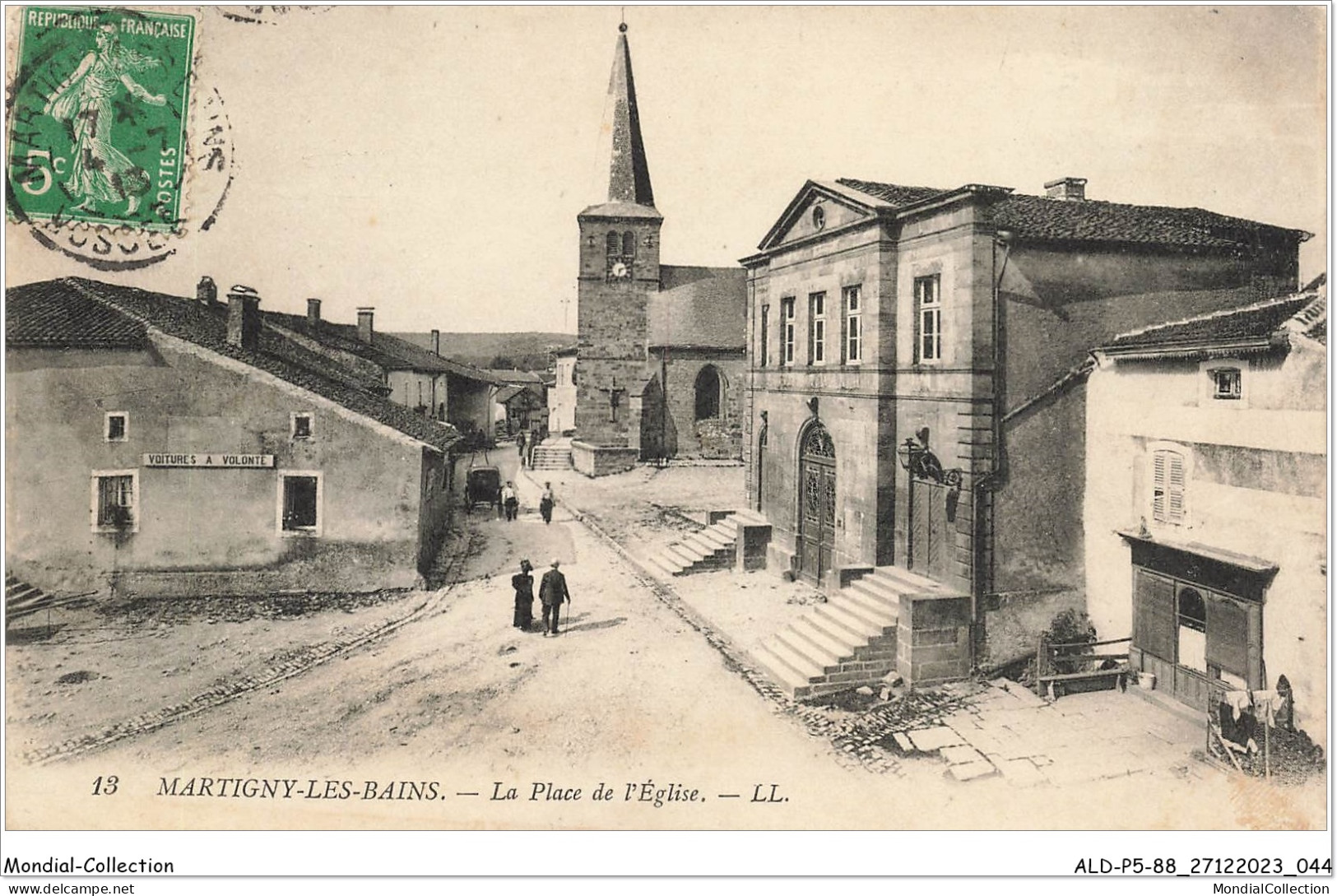 ALDP5-88-0423 - MARTIGNY-LES-BAINS - La Place De L'église - Neufchateau