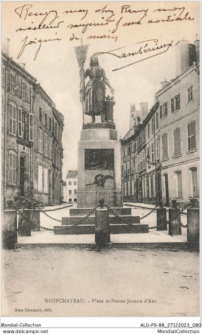 ALDP9-88-0841 - NEUFCHATEAU - Place Et Statue Jeanne D'arc - Neufchateau