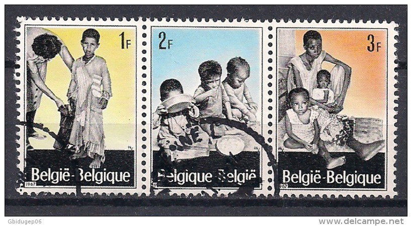YT N° 1410 à 1412 - Oblitéré - En Faveur Des Réfugiés - Used Stamps