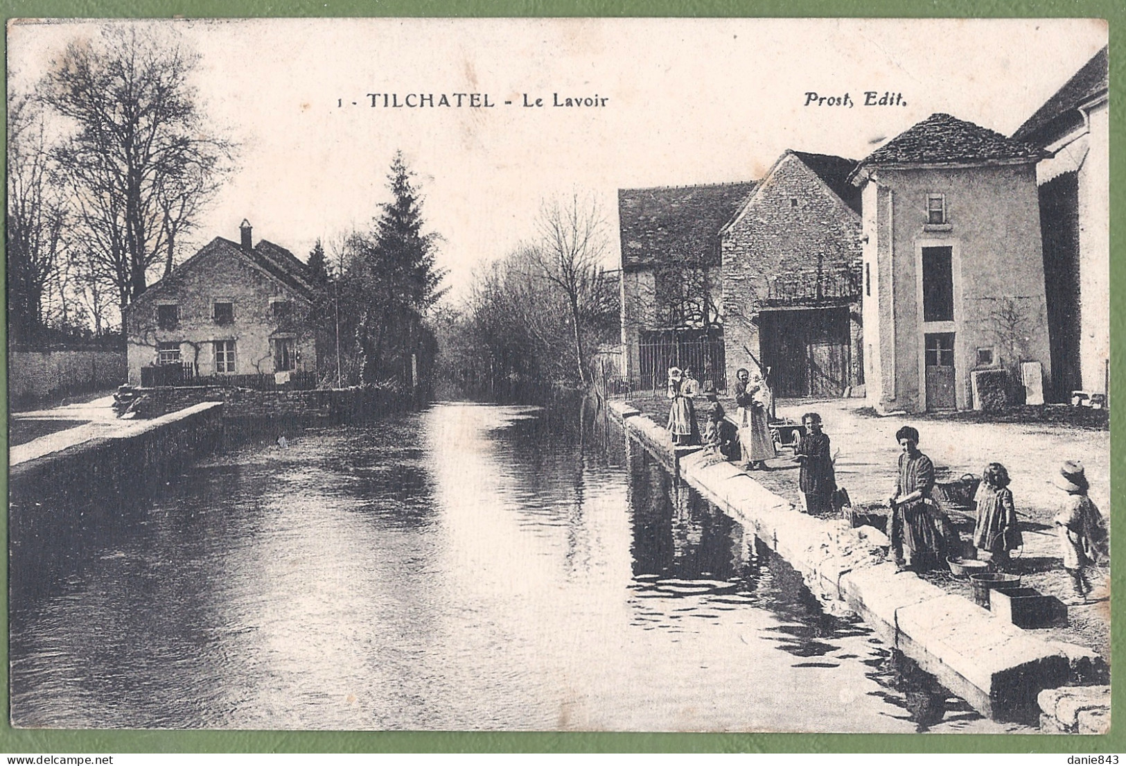 CPA  Vue Très Rare - COTE D'OR - TILCHATEL - LE LAVOIR - Très Belle Animation, Les Laveuses - Sonstige & Ohne Zuordnung