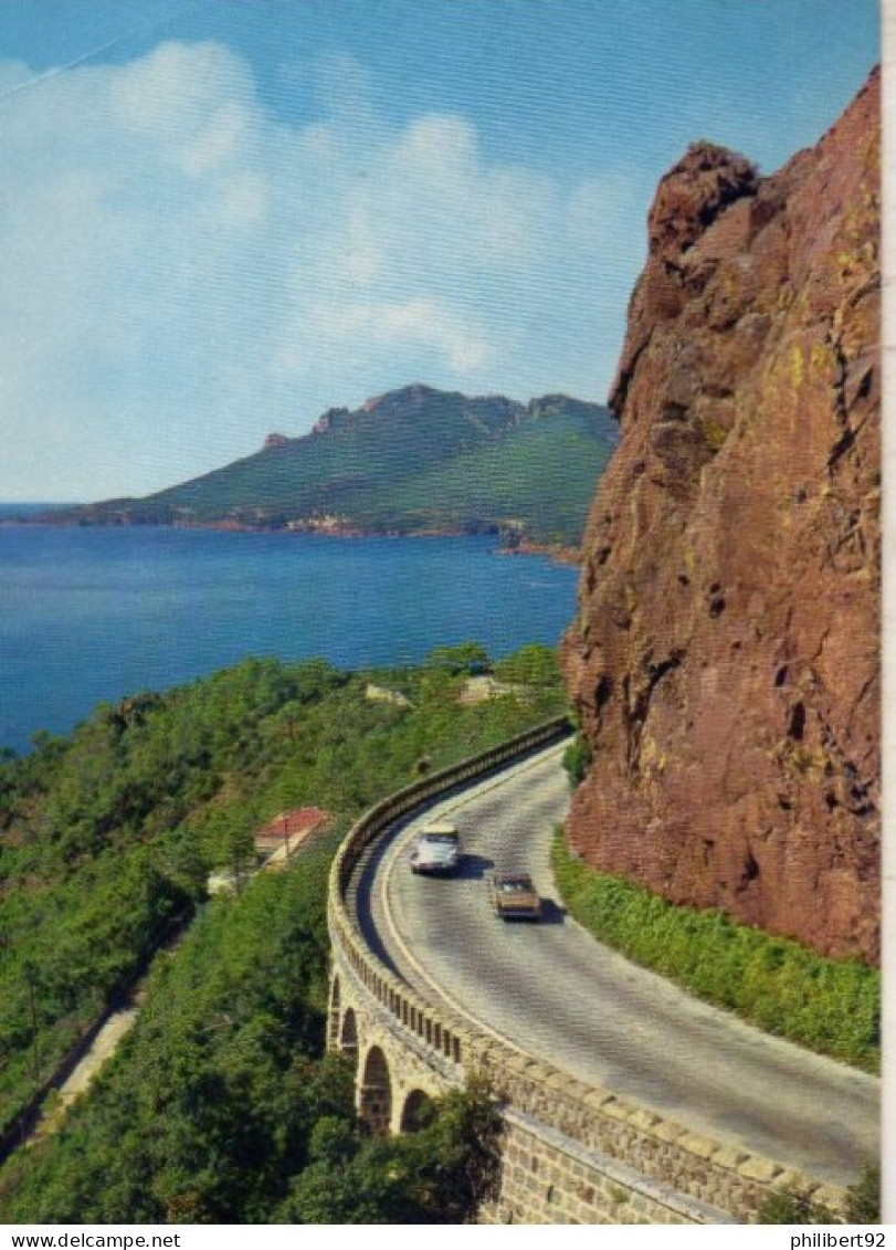 Route De La Corniche D'Or. Automobiles Citroën DS Et Renault Floride Ou Caravelle. - Otros & Sin Clasificación