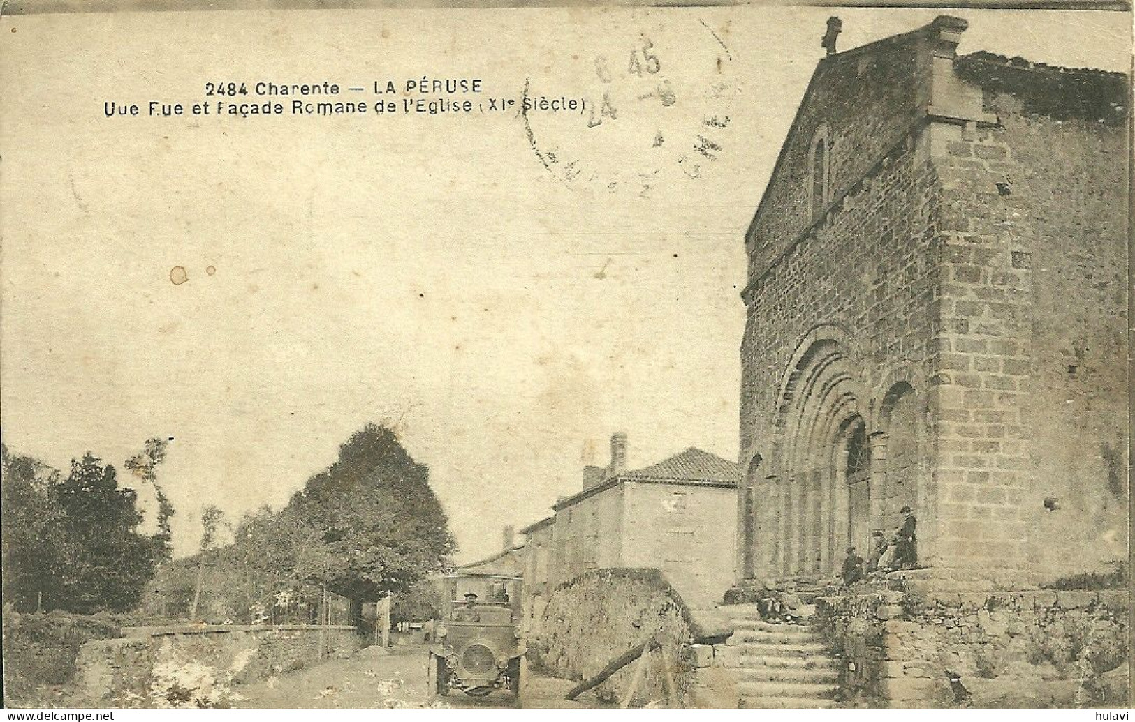 16  LA PERUSE - UNE RUE ET FACADE ROMANE DE L' EGLISE ..... (ref 0058) - Autres & Non Classés