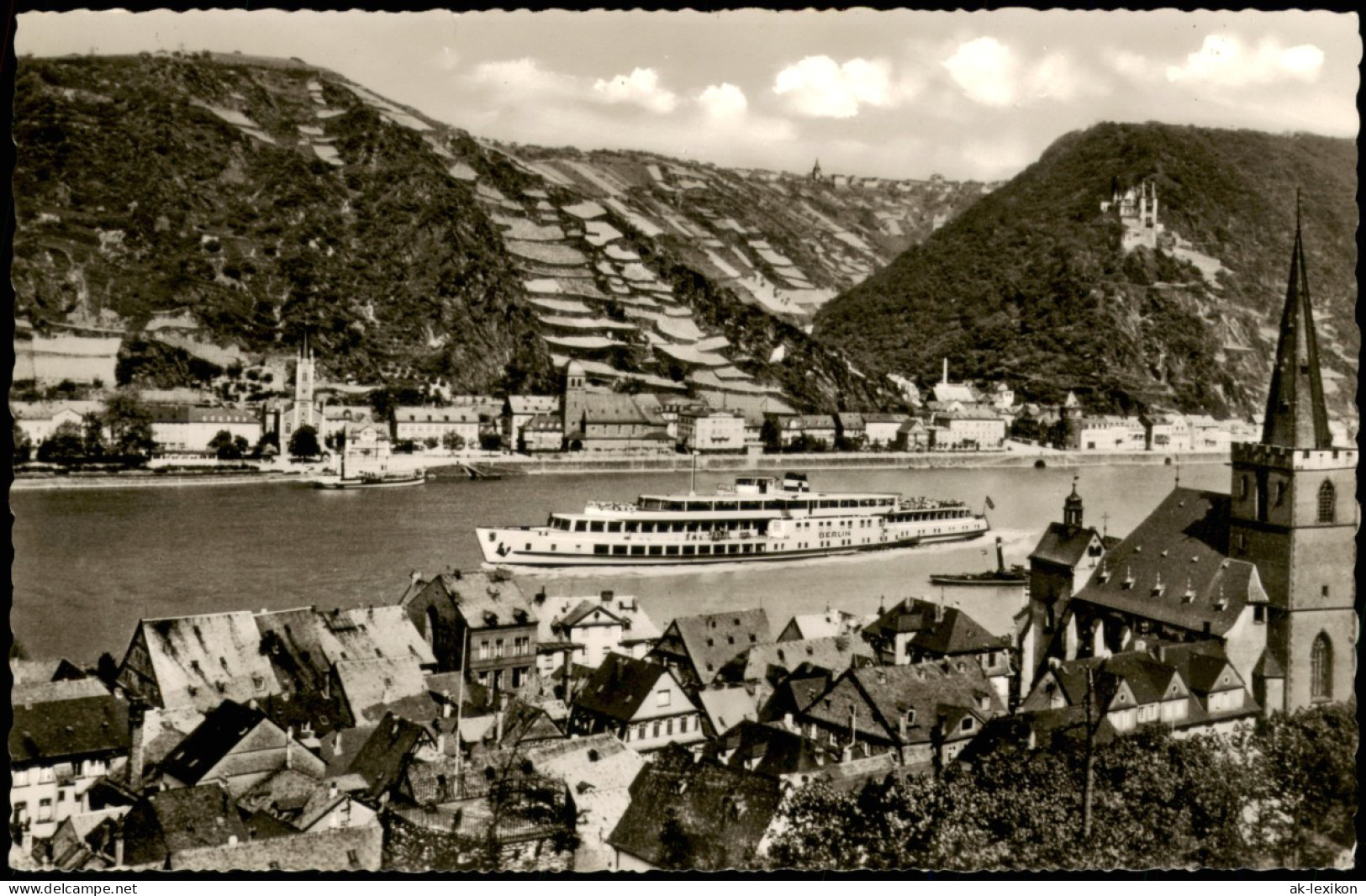 Sankt Goar Schiff Passiert ST. GOAR Und ST. GOARSHAUSEN Am Rhein 1960 - St. Goar