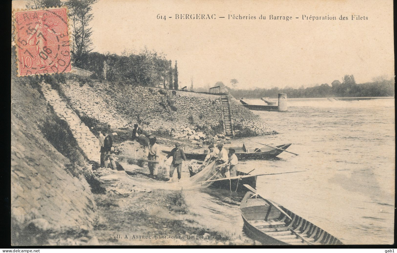 24 -- Bergerac -- Pecheries Du Barrage -- Preparattion Des Filets - Bergerac